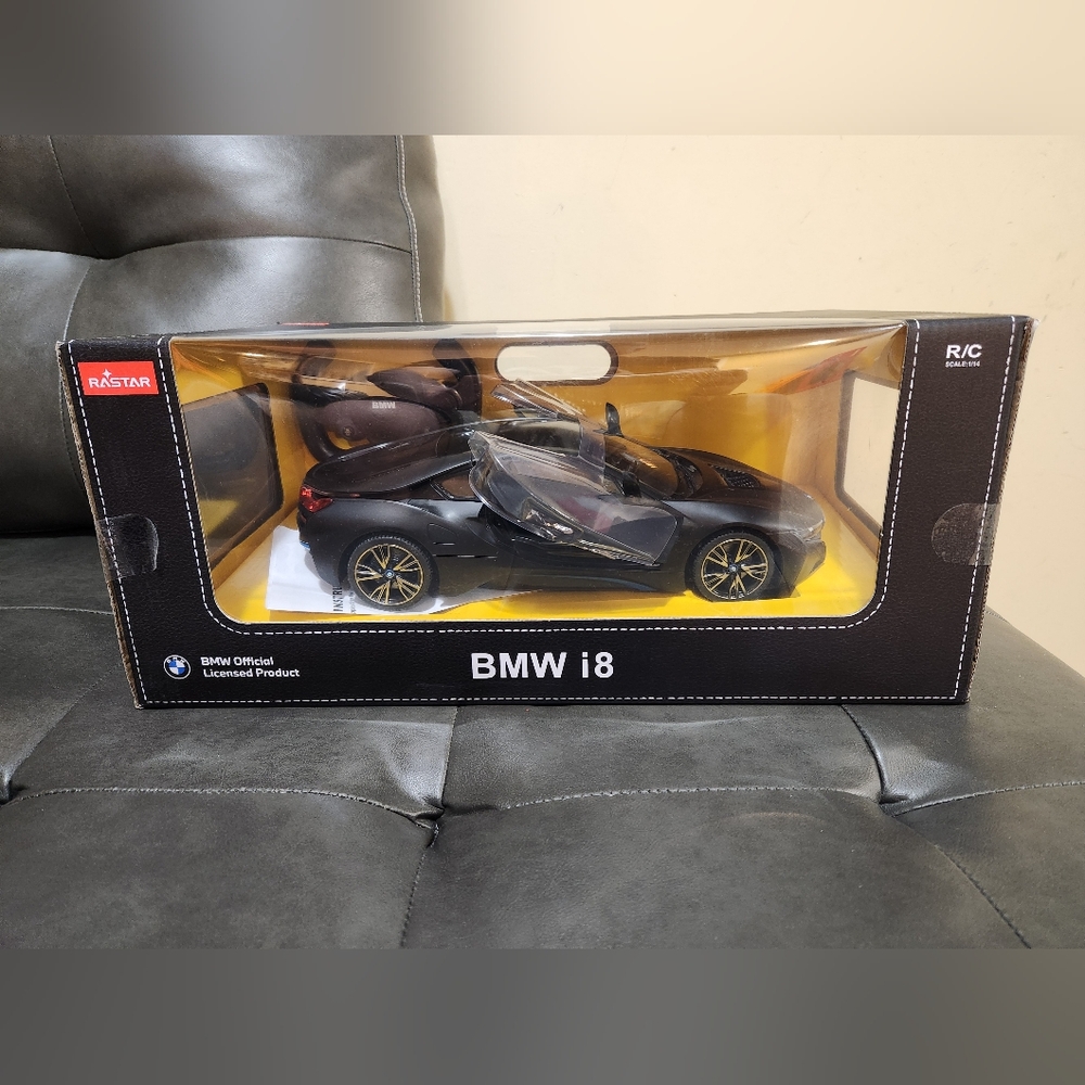 New Open Box BMW  i8  RC Car